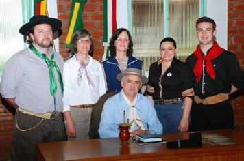 Foto - ACAMPAMENTO FARROUPILHA 1º DIA