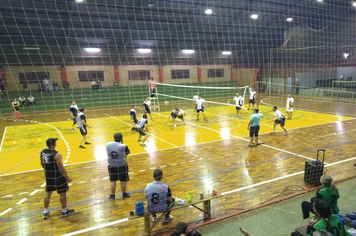 Foto - Amigos do Vôlei é campeão municipal