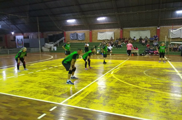 Foto - Amigos do Vôlei é campeão municipal