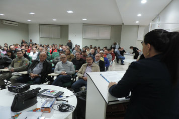 Foto - Assembléia municipal define prioridades para votação na Consulta Popular