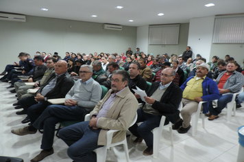 Foto - Assembléia municipal define prioridades para votação na Consulta Popular