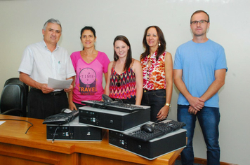 Foto - ASSISTÊNCIA SOCIAL RECEBEU COMPUTADORES