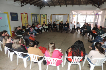 Foto - Ato marca a instituição do Dia de Incentivo ao Aleitamento Materno em Pejuçara