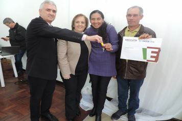 Foto - Ato marca entrega de 34 casas aos beneficiários do loteamento Caminho das Palmeiras