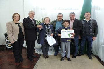 Foto - Ato marca entrega de 34 casas aos beneficiários do loteamento Caminho das Palmeiras