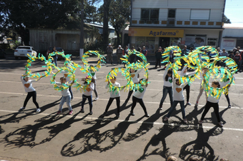 Foto - Ato oficial marca abertura da programação da Semana da Pátria em Pejuçara