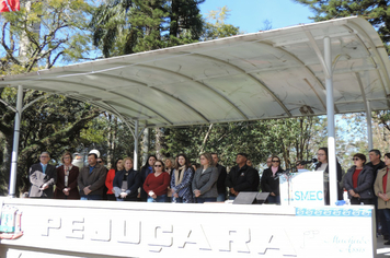 Foto - Ato oficial marca abertura da programação da Semana da Pátria em Pejuçara