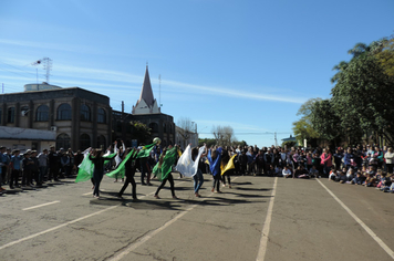 Foto - Ato oficial marca abertura da programação da Semana da Pátria em Pejuçara