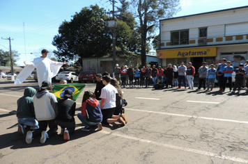 Foto - Ato oficial marca abertura da programação da Semana da Pátria em Pejuçara