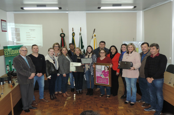 Foto - Ato oficial marca abertura da programação da Semana da Pátria em Pejuçara