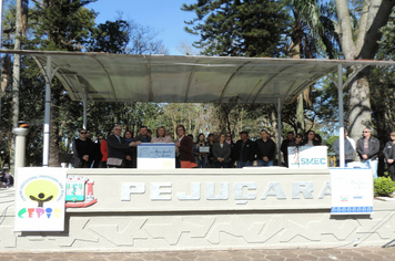 Foto - Ato oficial marca abertura da programação da Semana da Pátria em Pejuçara