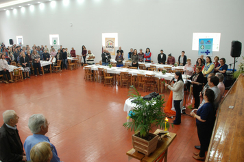 Foto - Celebração à vida e as amizades no almoço dos Idosos de Pejuçara