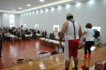 Foto - Celebração à vida e as amizades no almoço dos Idosos de Pejuçara