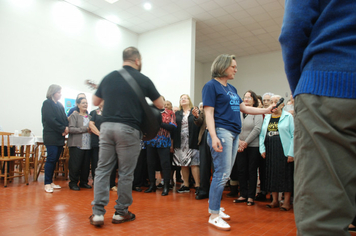 Foto - Celebração à vida e as amizades no almoço dos Idosos de Pejuçara