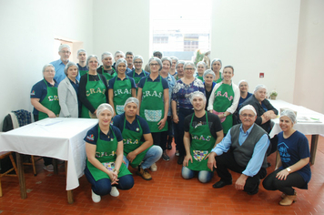 Foto - Celebração à vida e as amizades no almoço dos Idosos de Pejuçara