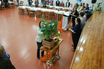 Foto - Celebração à vida e as amizades no almoço dos Idosos de Pejuçara