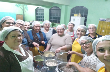 Foto - Cepib conclui oficina de panquecas gourmet com um brinde ao aprendizado