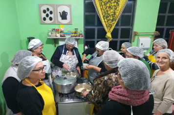 Foto - Cepib conclui oficina de panquecas gourmet com um brinde ao aprendizado