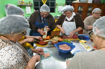 Foto - Cepib conclui oficina de panquecas gourmet com um brinde ao aprendizado