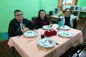 Foto - Cepib conclui oficina de panquecas gourmet com um brinde ao aprendizado