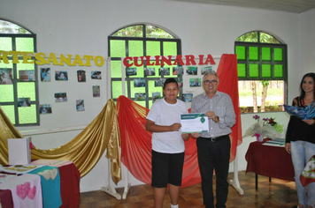 Foto - CEPIB faz ato conclusivo das oficinas de artesanato e culinária.