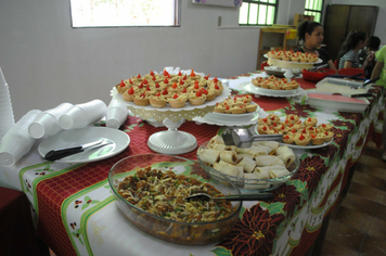 Foto - CEPIB faz ato conclusivo das oficinas de artesanato e culinária.