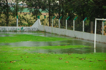 Foto - chuva e vento estragos