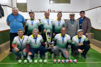 Foto - CRP “A” e Farrapos Vista Alegre conquistam o título do Campeonato de bocha de “2018”.