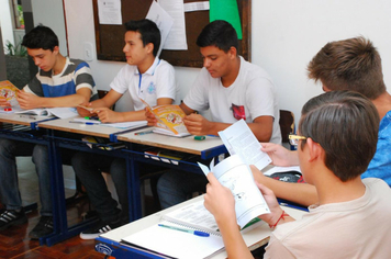 Foto - DENGUE: visita nas Escolas