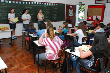 Foto - DENGUE: visita nas Escolas