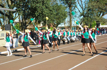 Foto - DESFILE CÍVICO 2015