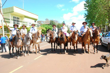 Foto - DESFILE CÍVICO 2015