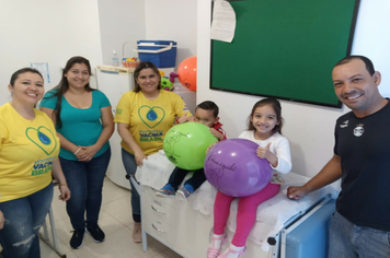 Foto - Dia D de imunização contra o Sarampo tem boa adesão