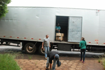 Foto - Donativos recebidos pela comunidade