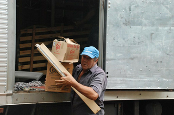 Foto - Donativos recebidos pela comunidade