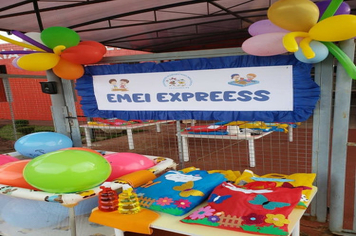 Foto - “Emei Express” inova e encanta em mais uma entrega de material pedagógico