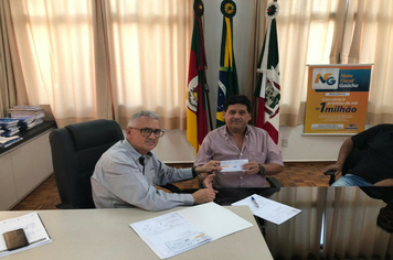 Foto - Entrega de prêmios do Programa Nota Fiscal Gaúcha