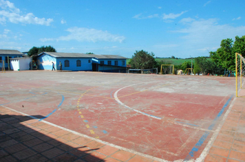 Foto - ESCOLA MUNICIPAL pintura e quadra esportiva