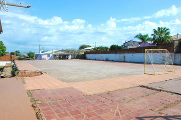 Foto - ESCOLA MUNICIPAL pintura e quadra esportiva