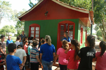 Foto - ESCOLAS NA SEMANA SANTA