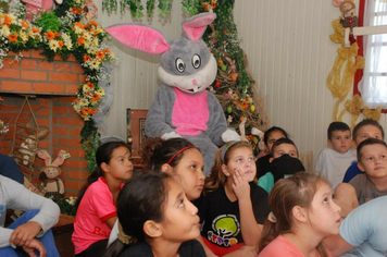 Foto - ESCOLAS NA SEMANA SANTA