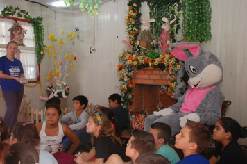 Foto - ESCOLAS NA SEMANA SANTA