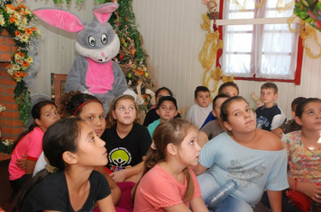 Foto - ESCOLAS NA SEMANA SANTA