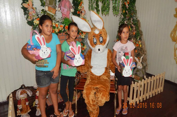 Foto - ESCOLAS NA SEMANA SANTA