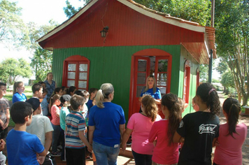 Foto - ESCOLAS NA SEMANA SANTA