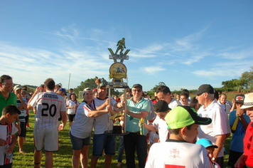 Foto - FARROUPILHA CAMPEÃO DO MUNICIPAL DE FUTEBOL