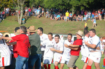 Foto - FARROUPILHA CAMPEÃO DO MUNICIPAL DE FUTEBOL