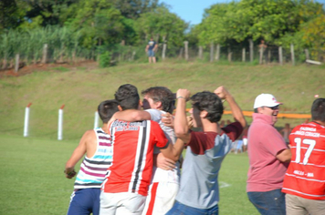 Foto - FARROUPILHA CAMPEÃO DO MUNICIPAL DE FUTEBOL