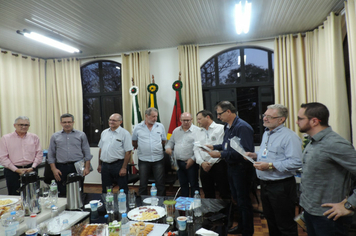 Foto - Gestores de Pejuçara encaminham demanda da agricultura ao Presidente da Emater
