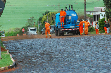 Foto - Inicio do asfalto na Getulio Vargas